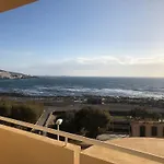 Con Vista Frontal Al Mar Lejlighed